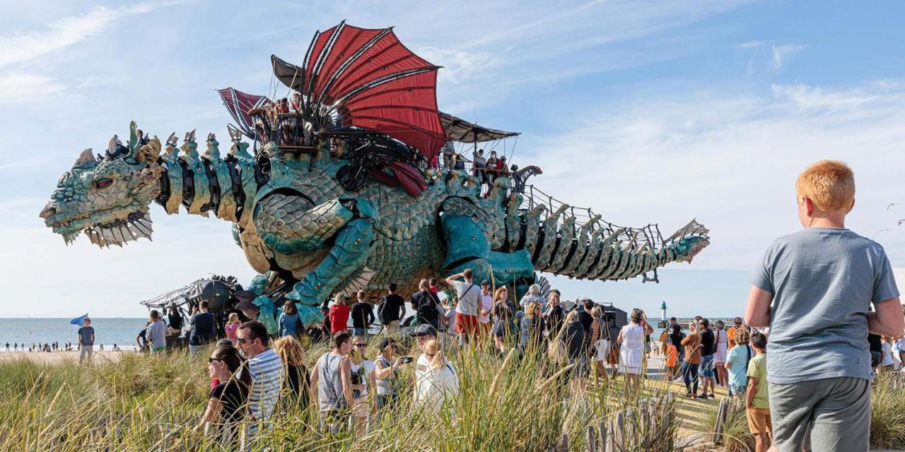 Le Chalet Calais Luaran gambar