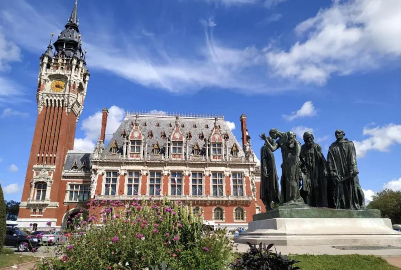 Le Chalet Calais Luaran gambar